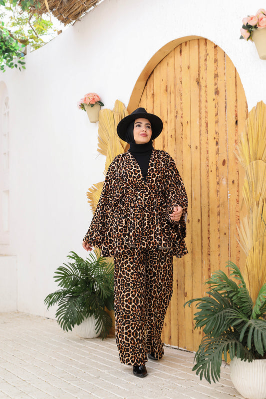 Leopard short Cardigan Set
