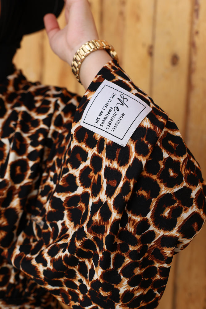 Leopard short Cardigan Set