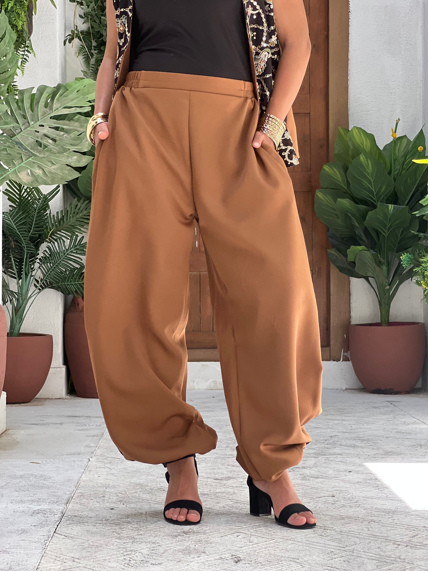 Jasmine Vest Set in Havan