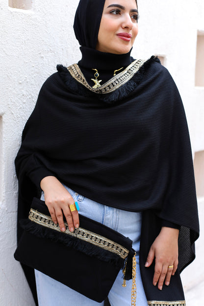 Dizzy black long poncho