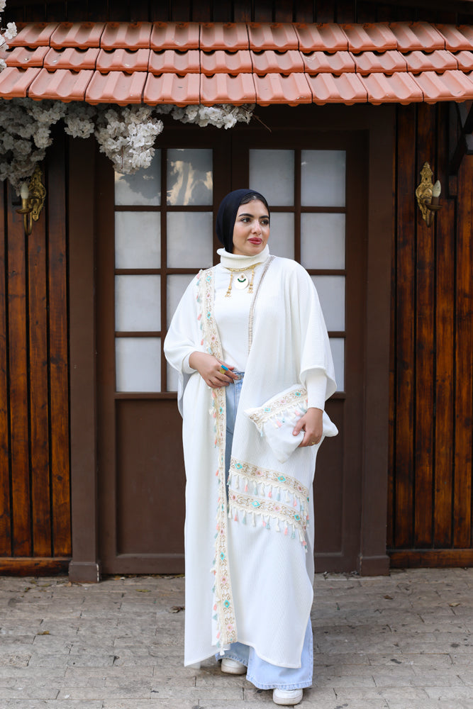 Farfasha White Long poncho