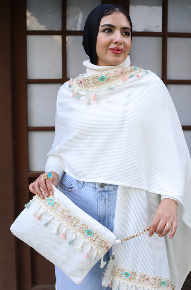 Farfasha White Long poncho